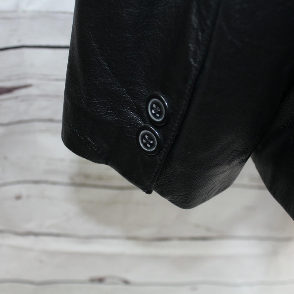 Modern Essentials Leather and Fur Coat Size L - Picture 5 of 8
